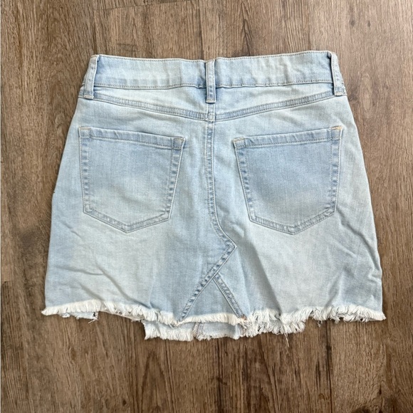 Rewash • Light Wash Distressed Denim Mini Skirt - Picture 6 of 9